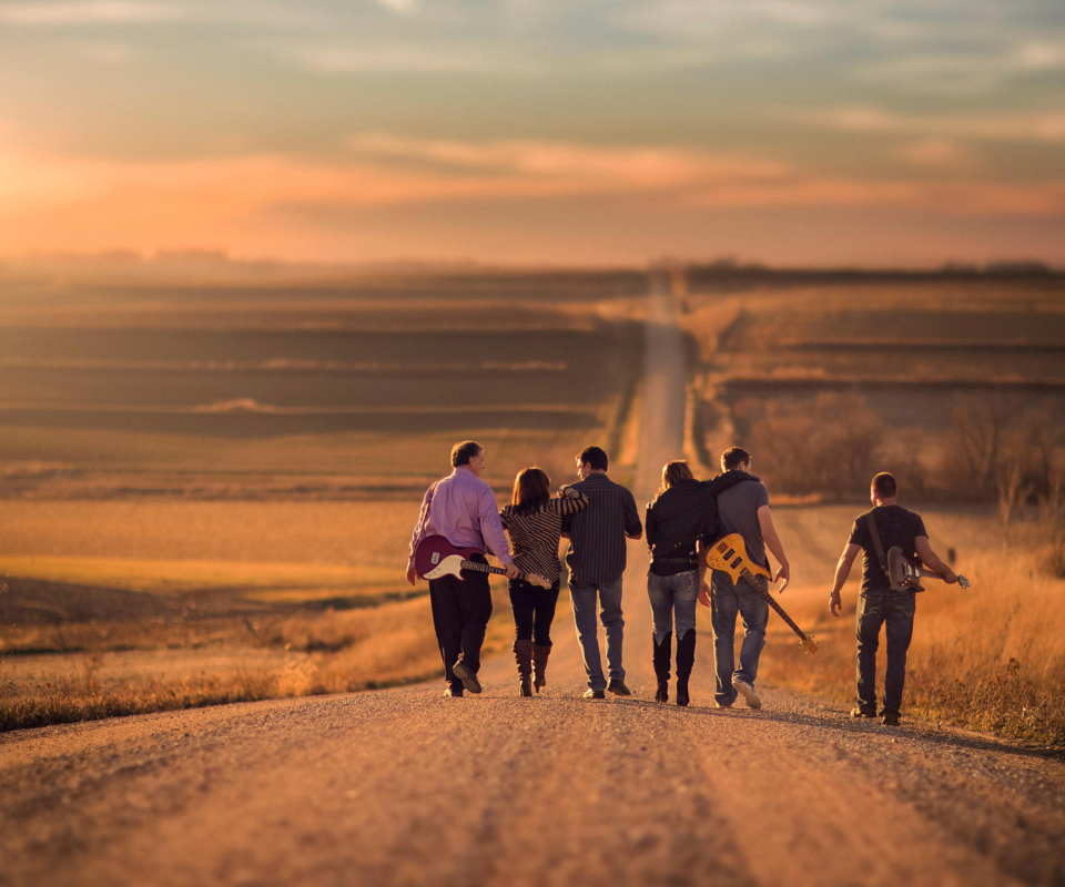 Music Band On Road screenshot #1 960x800