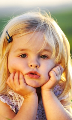 Das Cute Baby Girl Wallpaper 240x400