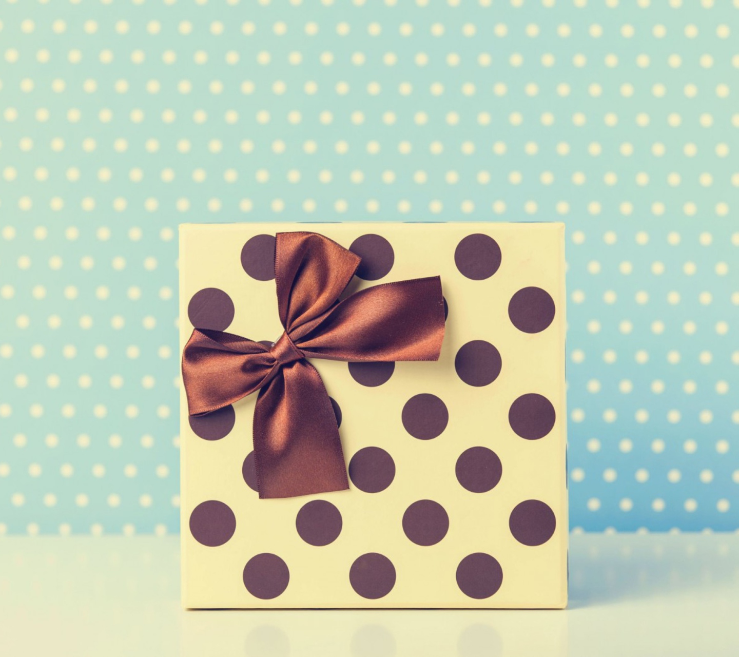 Das Gift Wrap Wallpaper 1440x1280