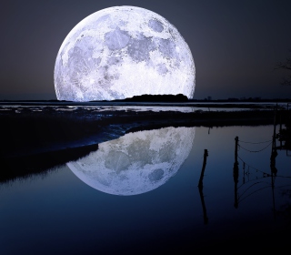 Free Full Moon Picture for Samsung Breeze B209