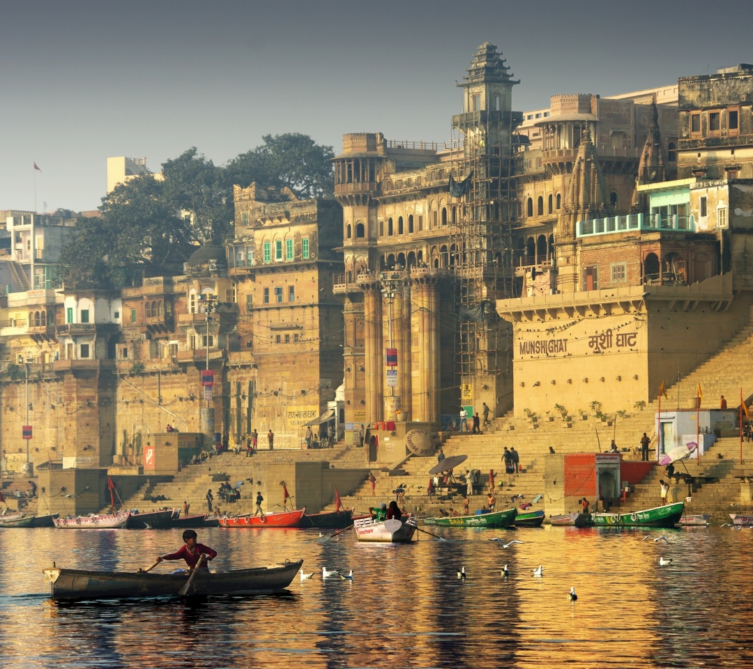 Varanasi City in India wallpaper 1080x960