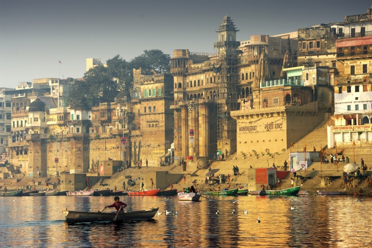 Varanasi City in India wallpaper