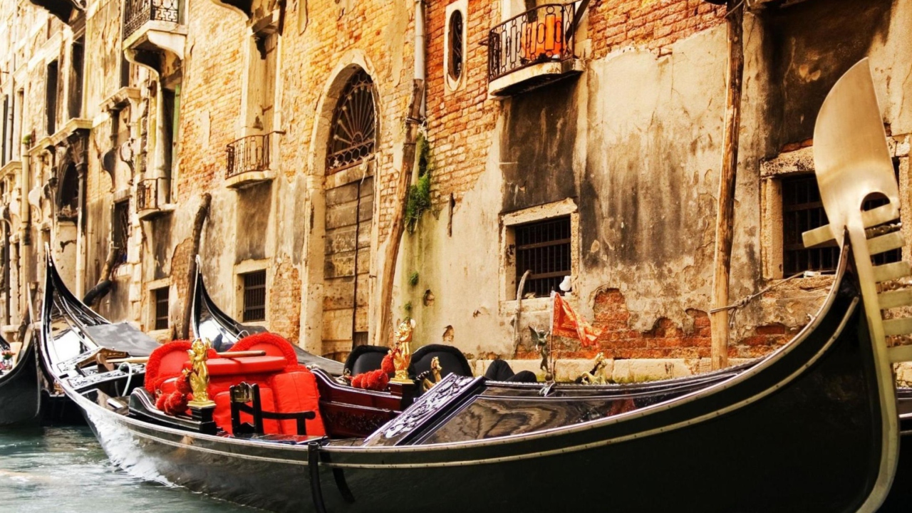 Venice Gondola, Italy wallpaper 1280x720