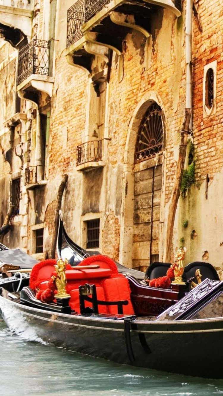 Venice Gondola, Italy wallpaper 750x1334