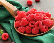 Beautiful raspberry wallpaper 220x176