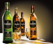 Glenfiddich special reserve 12 yo single malt scotch whiskey wallpaper 176x144