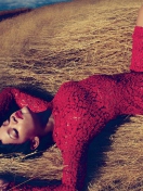 Screenshot №1 pro téma Rihanna In Gorgeous Red Dress 132x176