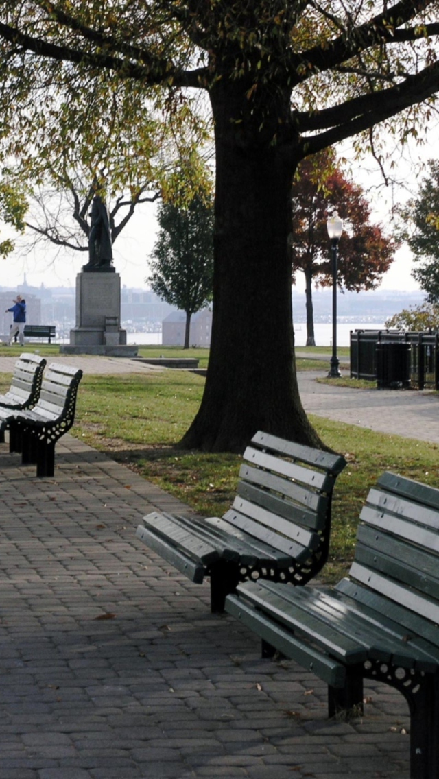 Federal Hill Park In Baltimore wallpaper 640x1136