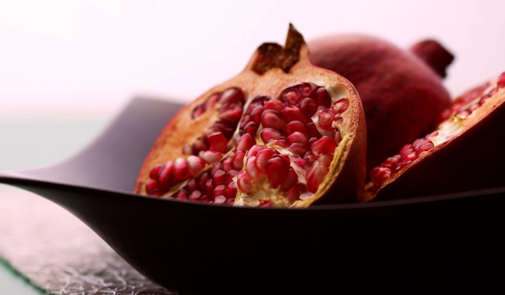 Pomegranate screenshot #1 1024x600