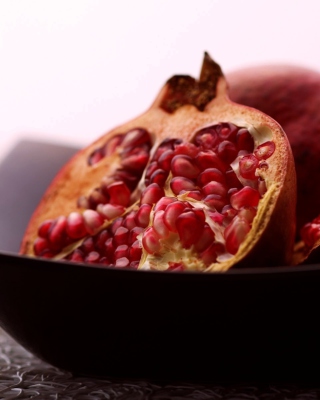 Pomegranate - Fondos de pantalla gratis para Nokia X7