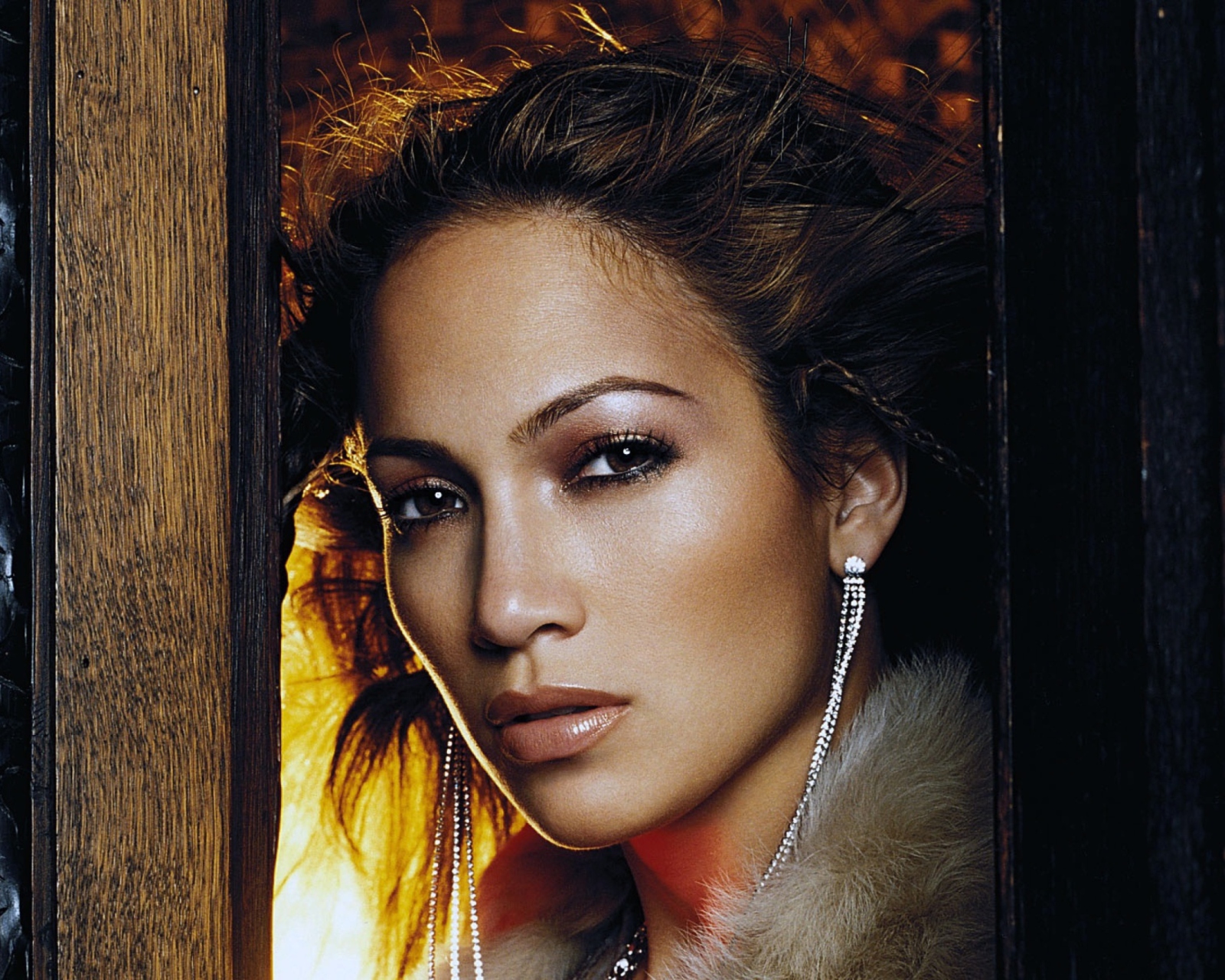 Fondo de pantalla Jennifer Lopez 1600x1280