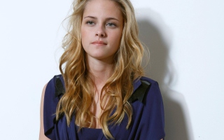 Kristen Stewart Blonde Wallpaper for Android, iPhone and iPad