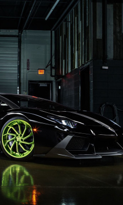 Lamborghini Aventador screenshot #1 240x400