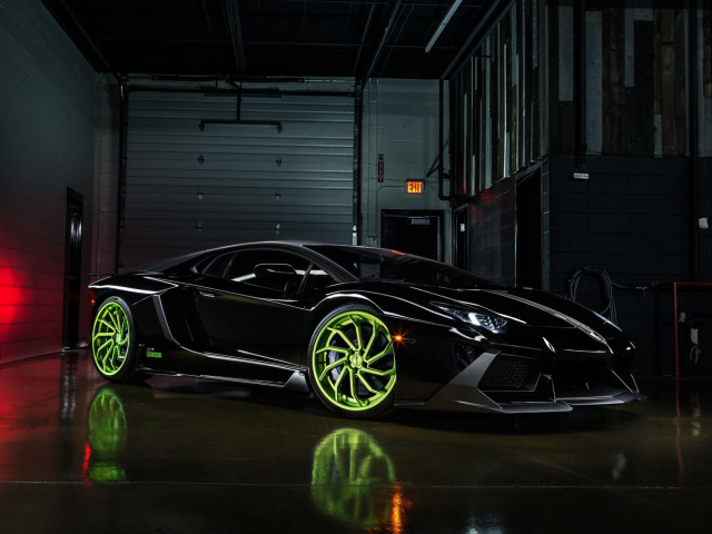Sfondi Lamborghini Aventador 640x480