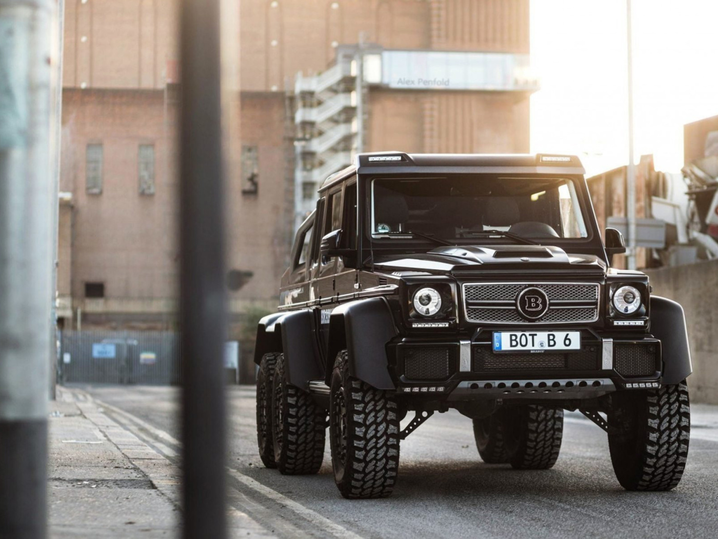 Das Mercedes Benz G63 AMG 6x6 Devil Pickup Wallpaper 1400x1050