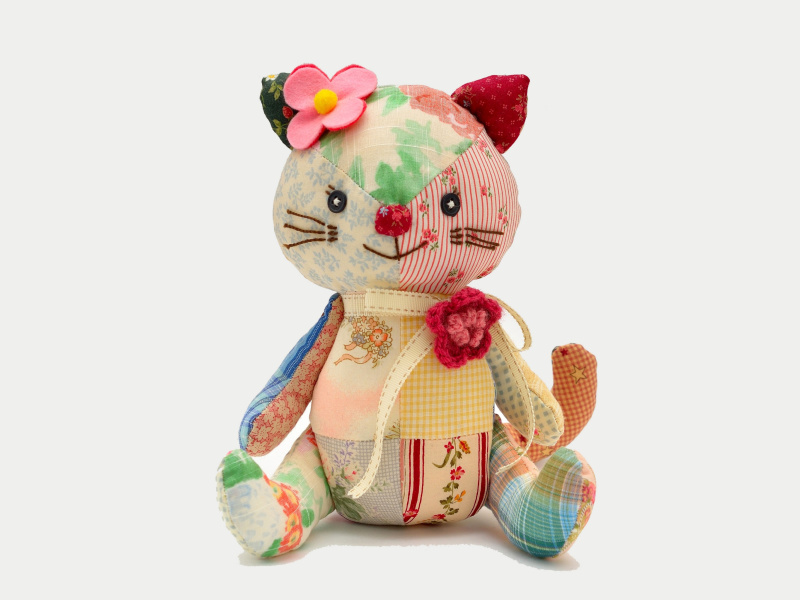 Sfondi Plush Kitten 800x600