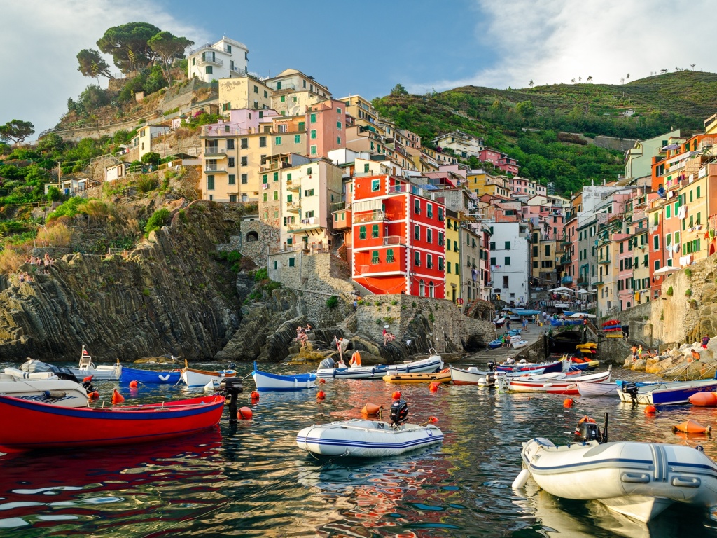 Fondo de pantalla Riomaggiore Cinque Terre 1024x768