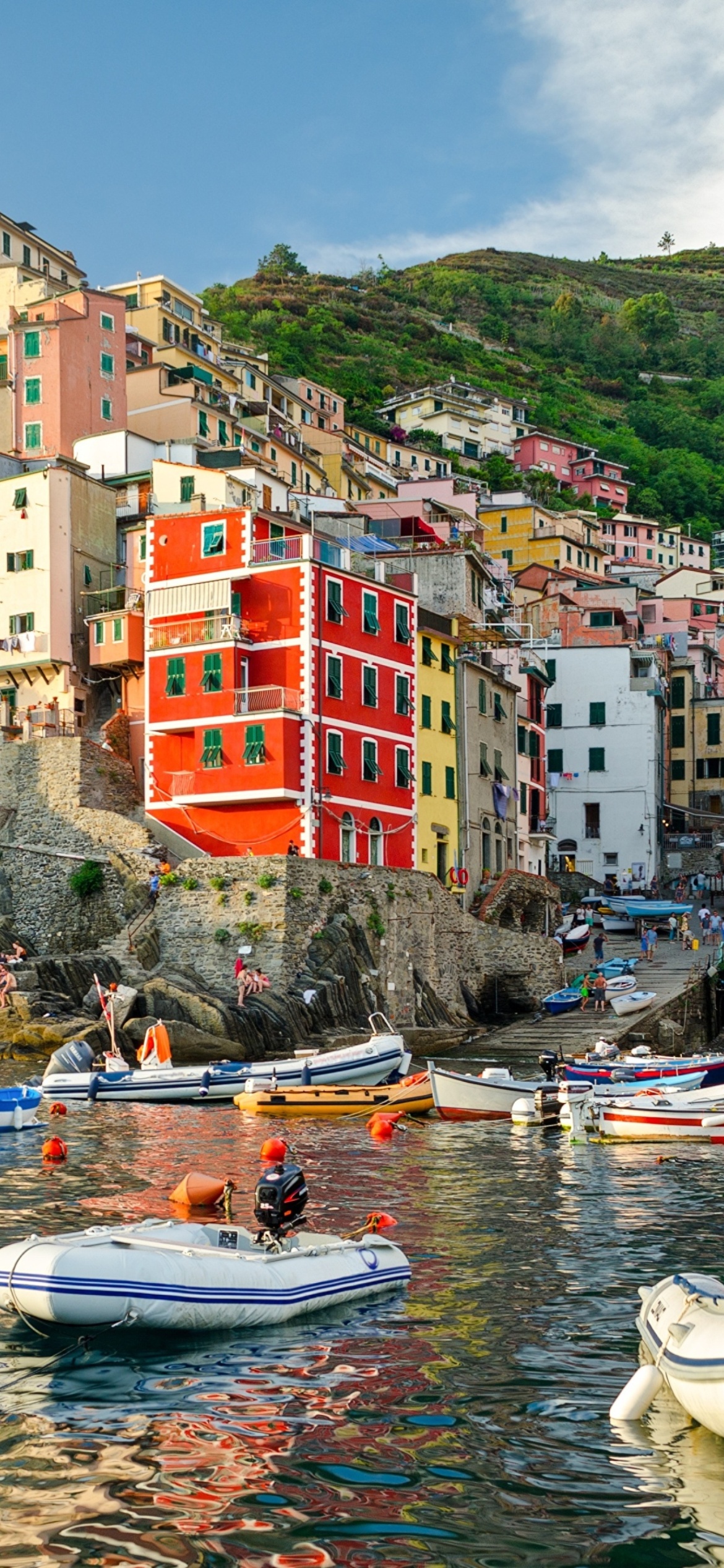 Riomaggiore Cinque Terre wallpaper 1170x2532