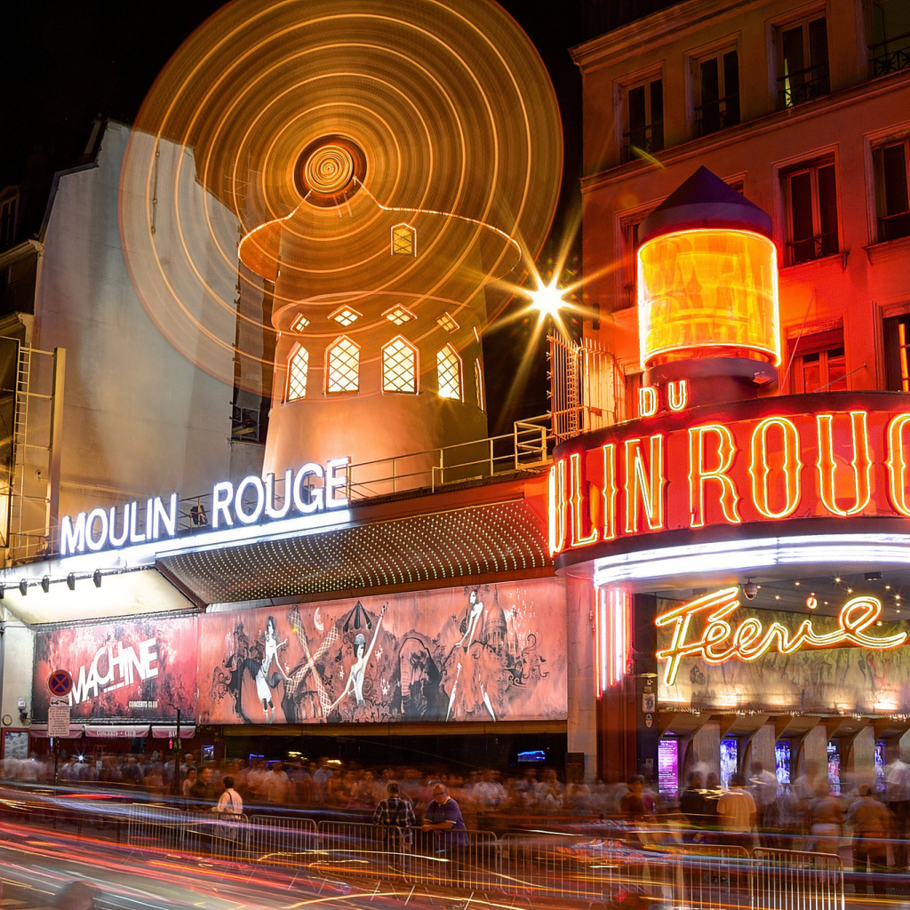 Das Moulin Rouge cabaret in Paris Wallpaper 1024x1024