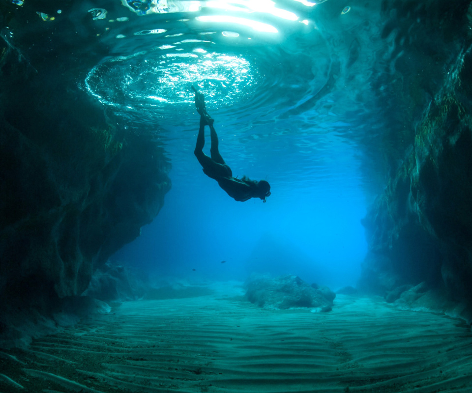 Scuba Diving wallpaper 960x800