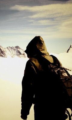 Das Traveler on the mountain top, Freedom Wallpaper 240x400