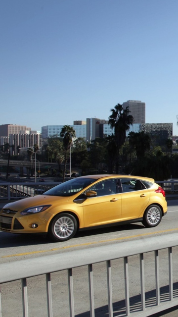 Ford Focus 2012 screenshot #1 360x640