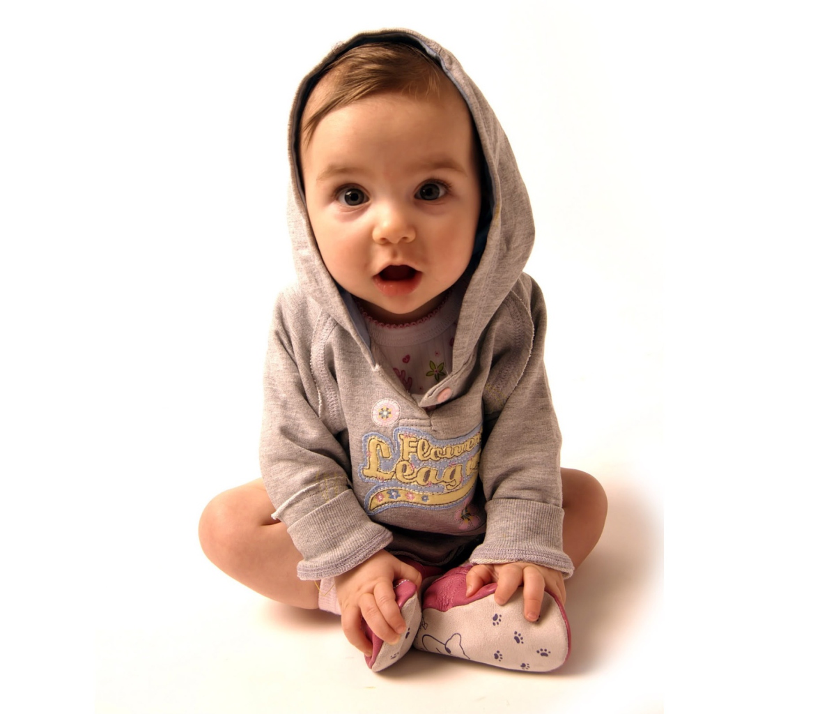 Das Cute Little Baby Boy Wallpaper 1200x1024