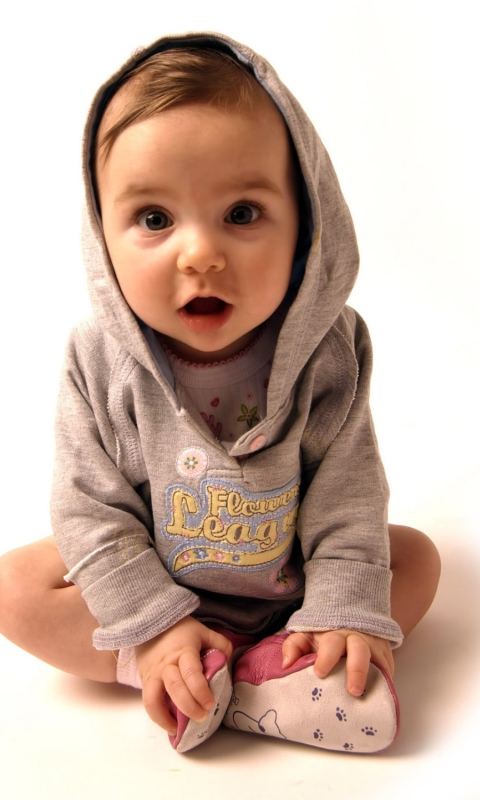 Обои Cute Little Baby Boy 480x800