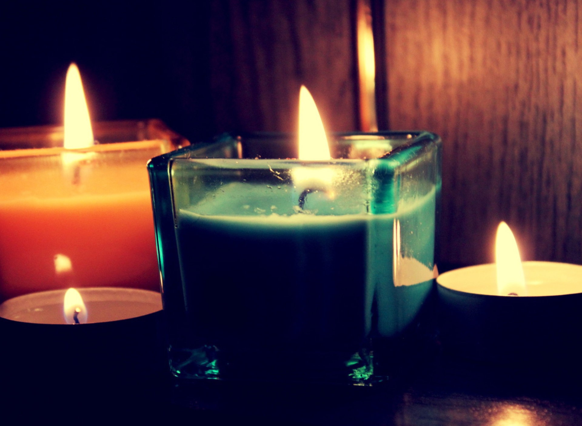 Romantic Candles wallpaper 1920x1408