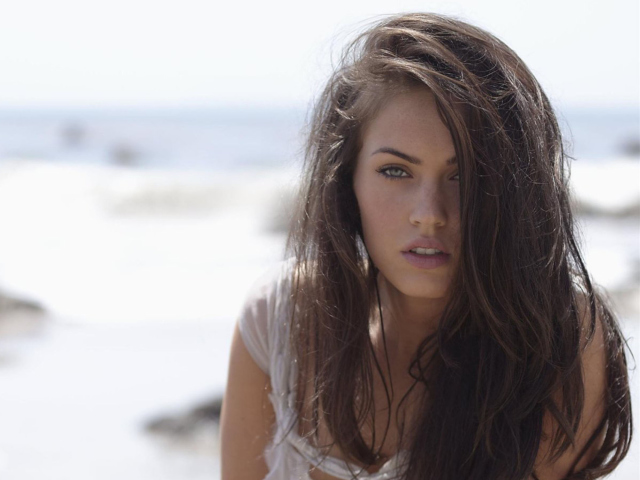 Megan Fox Beauty screenshot #1 640x480