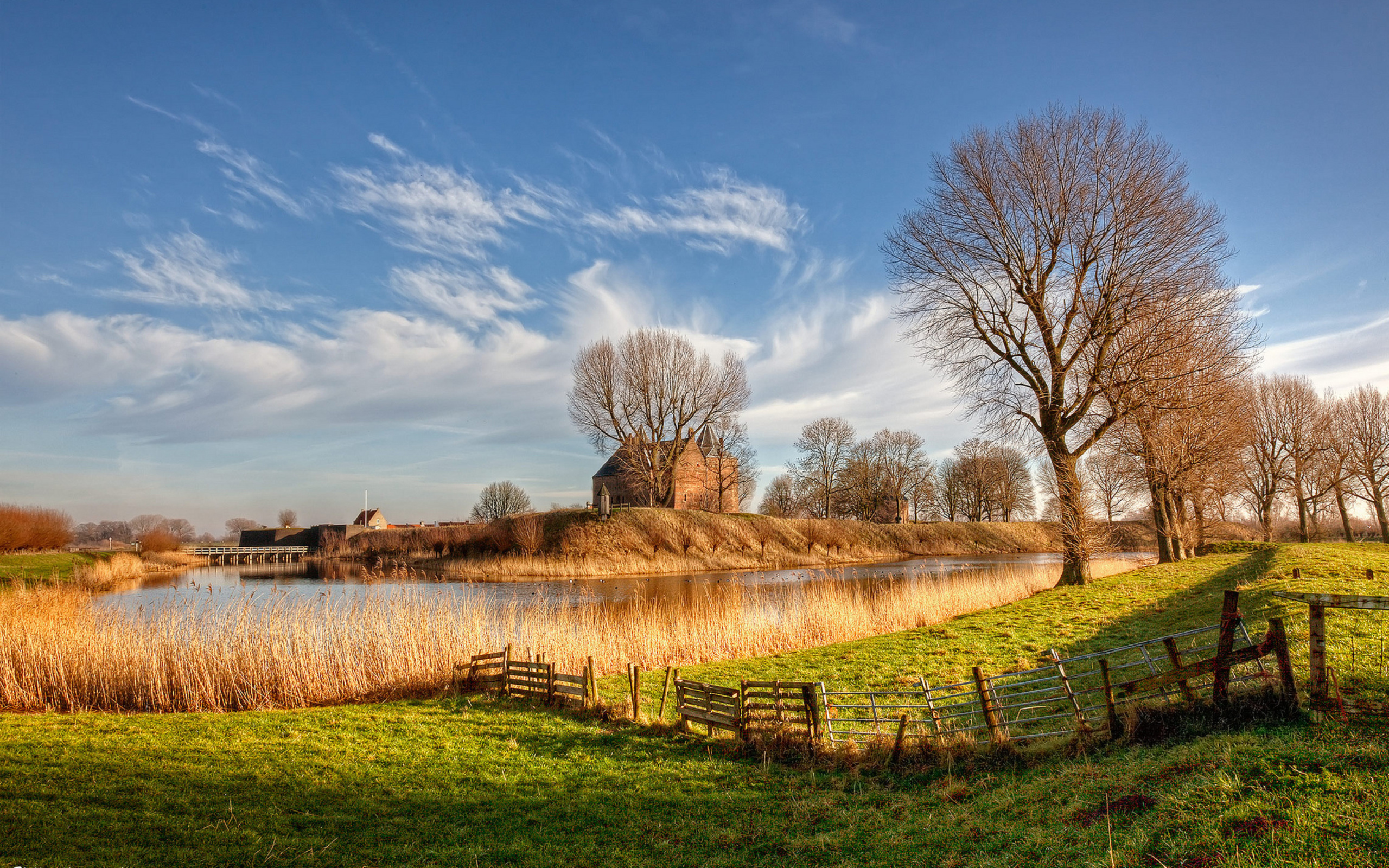 Screenshot №1 pro téma House in Netherlands 2560x1600