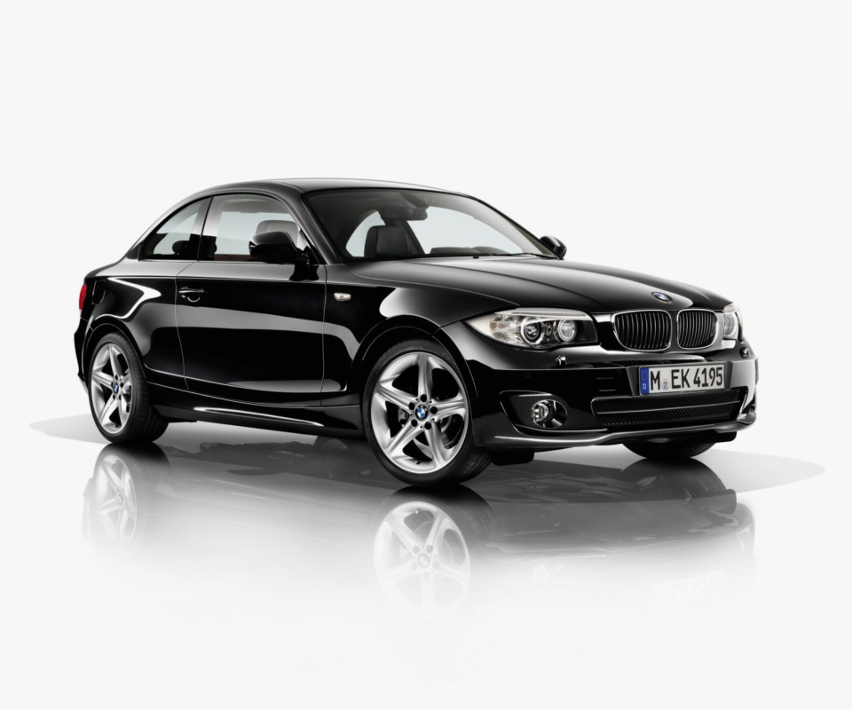 Das BMW 125i black Coupe Wallpaper 960x800