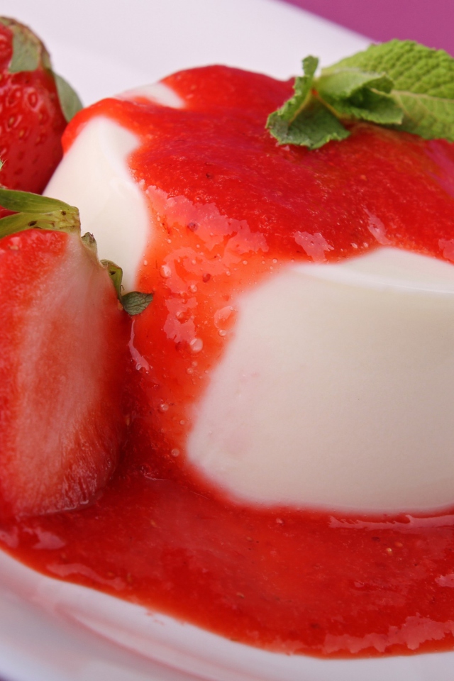 Strawberry Dessert screenshot #1 640x960