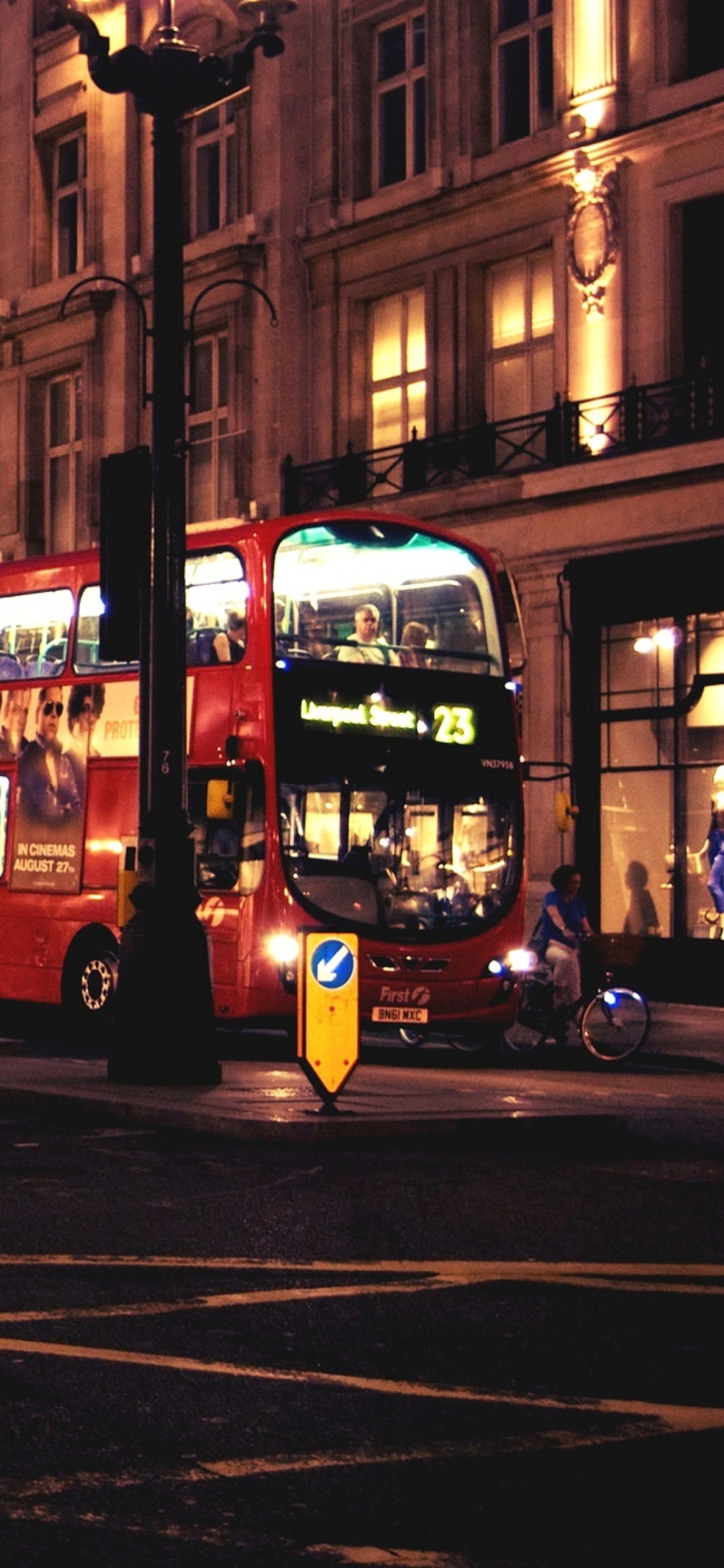 London Bus screenshot #1 1170x2532