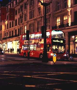 London Bus Background for 240x320