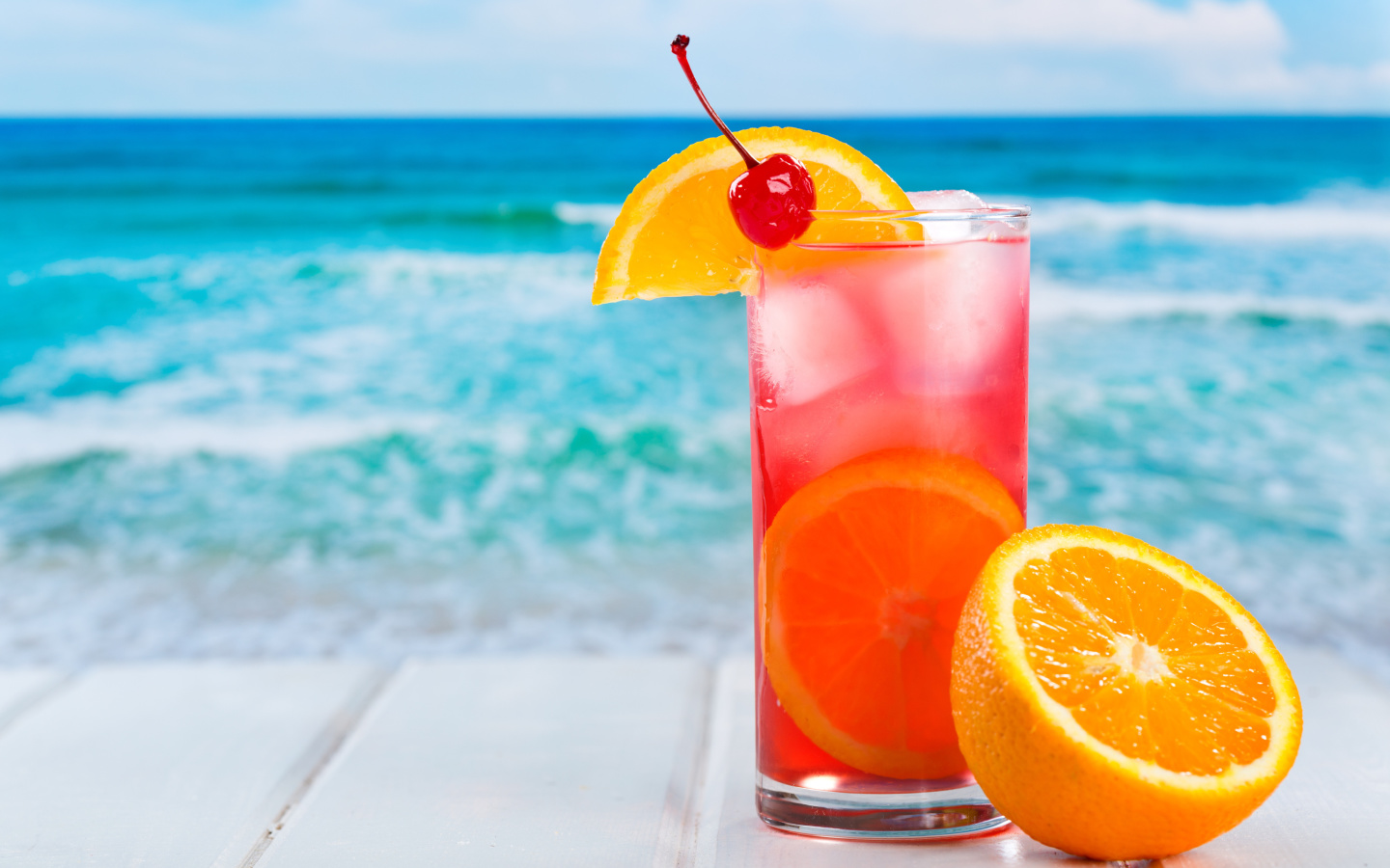 Sfondi Refreshing tropical drink 1440x900