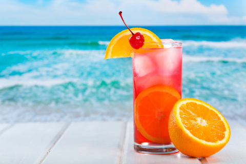 Обои Refreshing tropical drink 480x320