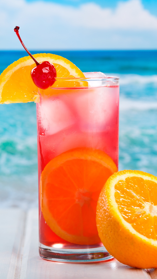Refreshing tropical drink wallpaper 640x1136