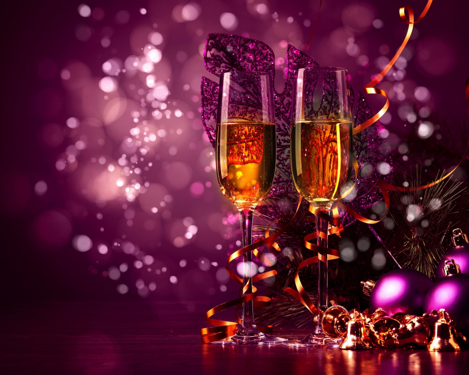 Fondo de pantalla New Year's Champagne 1600x1280