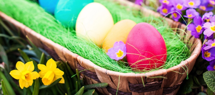 Sfondi Colorful Easter Eggs 720x320