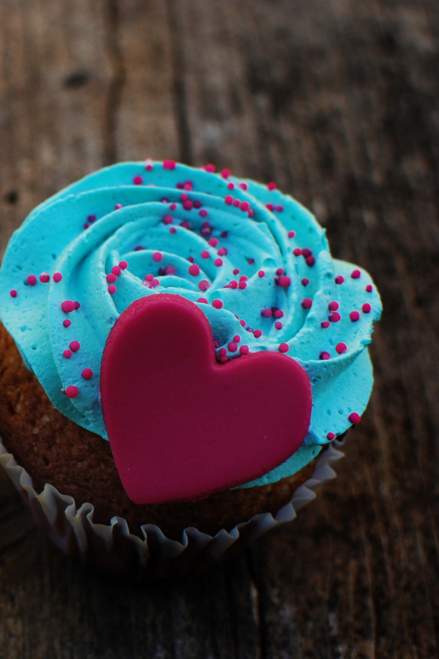 Das Love Cupcake Wallpaper 640x960