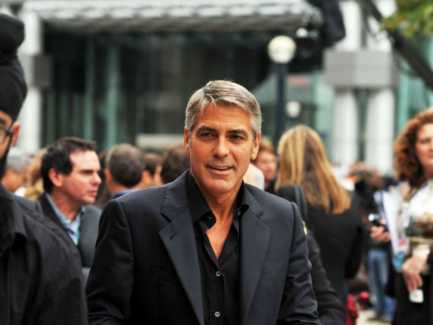 George Timothy Clooney wallpaper 1400x1050