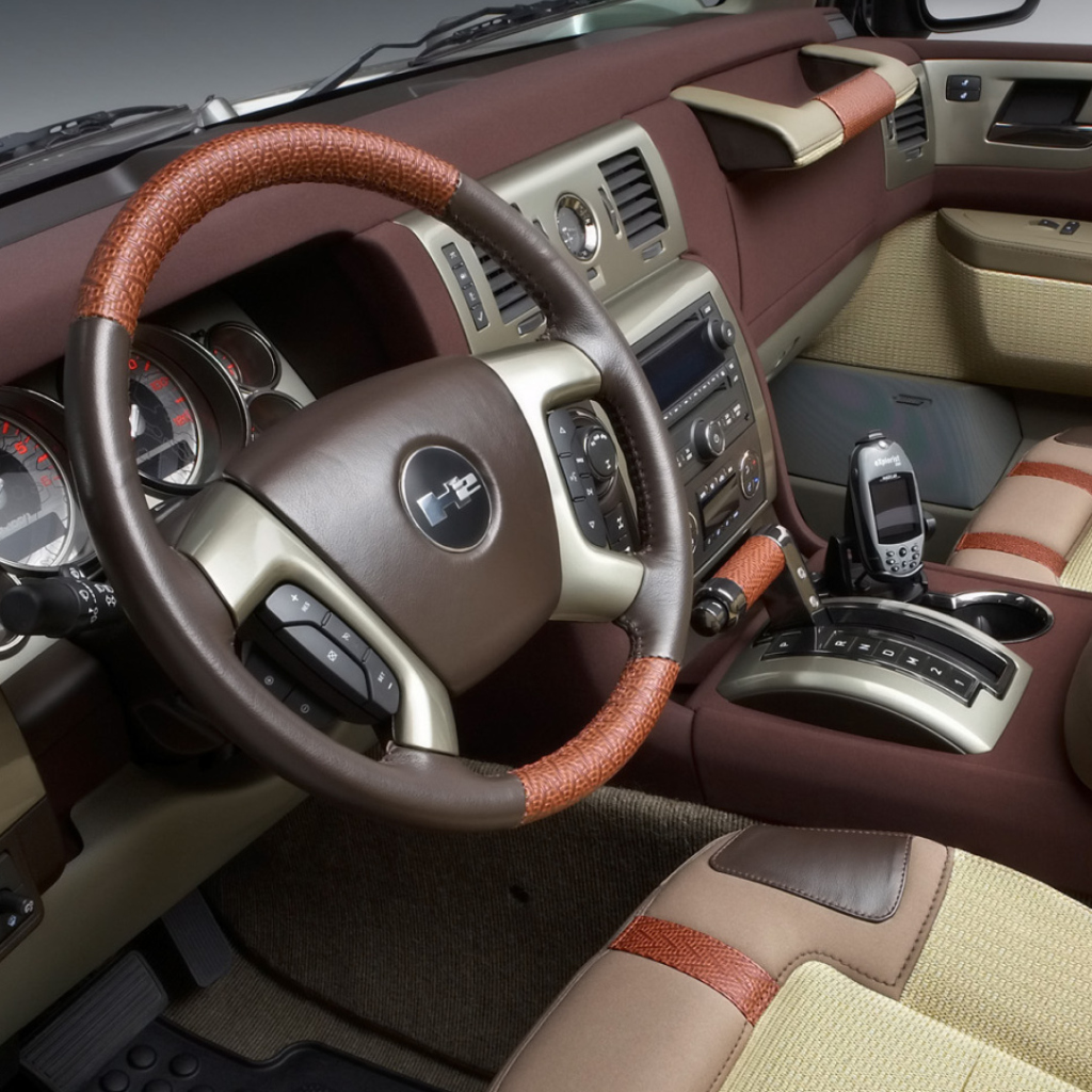 Hummer H2 Safari Off Road Interior wallpaper 1024x1024