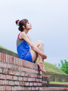 Das Cute Asian Girl Wallpaper 240x320