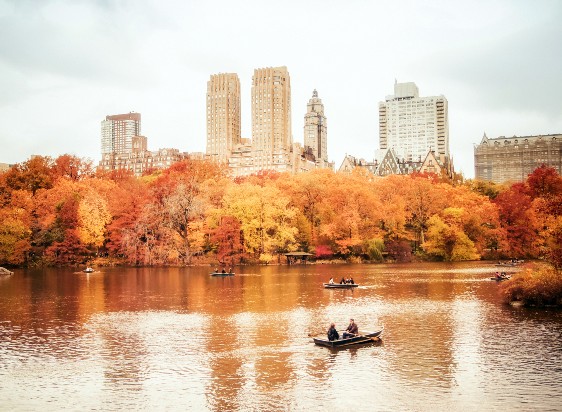 Fondo de pantalla Autumn In New York Central Park 1920x1408