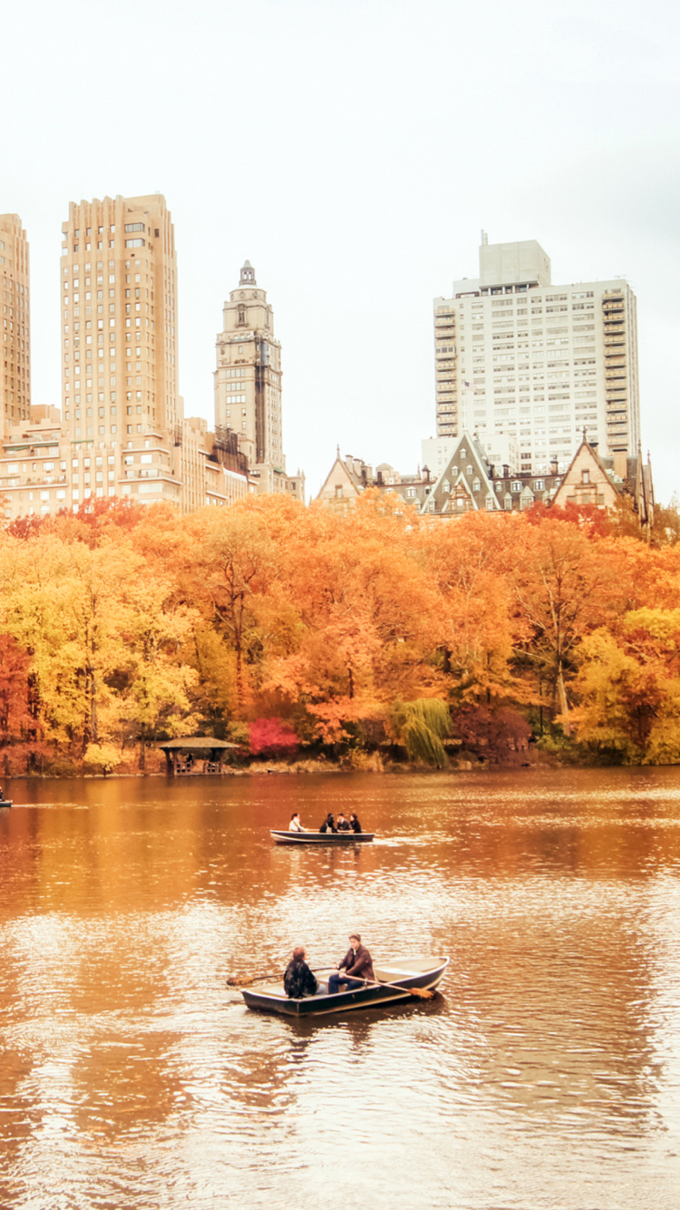 Обои Autumn In New York Central Park 750x1334