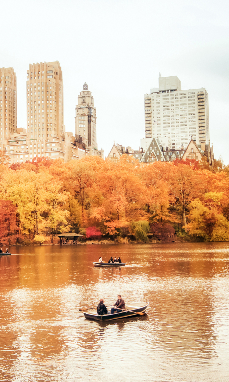 Sfondi Autumn In New York Central Park 768x1280