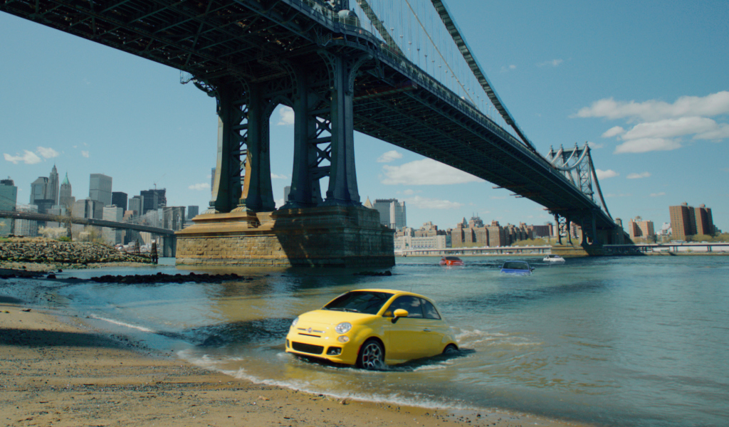 Обои Yellow Fiat 500 Under Bridge In New York City 1024x600
