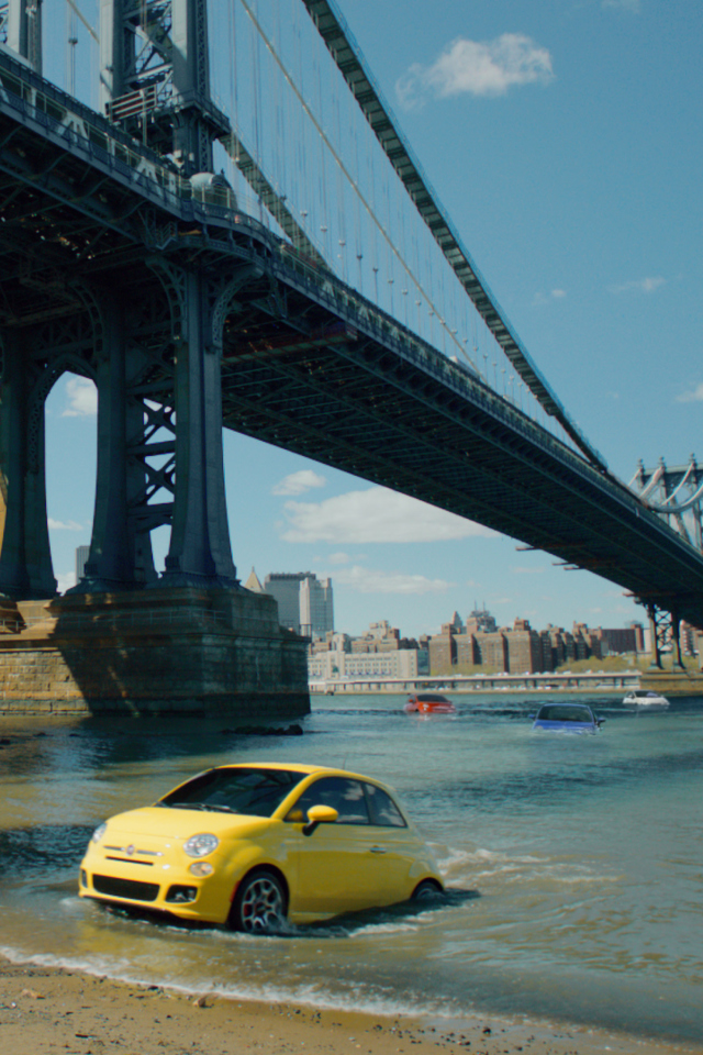 Обои Yellow Fiat 500 Under Bridge In New York City 640x960