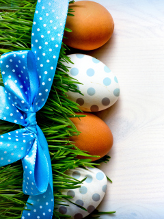 Das Easter Eggs Polka Dot Wallpaper 240x320
